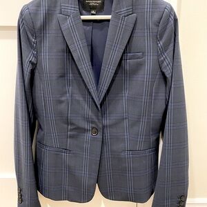 Size 6 navy checkered blazer